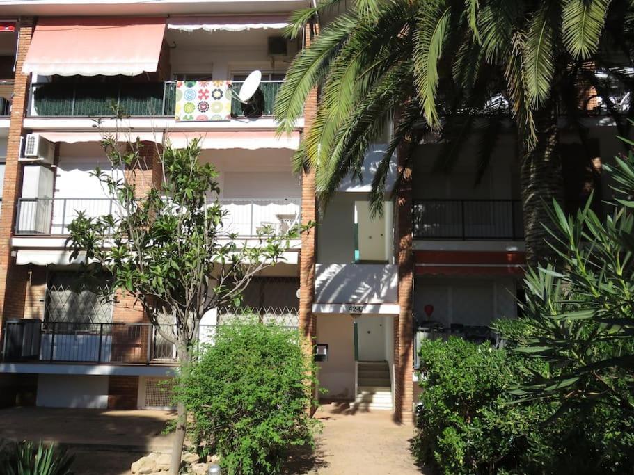 Coqueto Alojamiento Con Banera De Hidromasaje Apartment ตาร์ราโกนา ภายนอก รูปภาพ